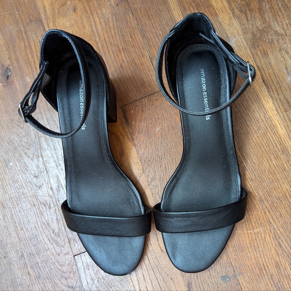Amazon Essentials Heels - Picture 2 of 6